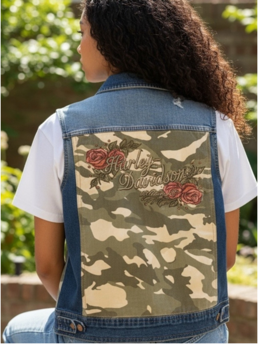Harley Davidson Vintage Stud Denim Vest Size M Blue Camo NWT
